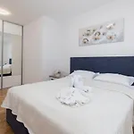 With Parking Space - 23931 Apartamento