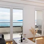 With Parking Space - 23931 Makarska