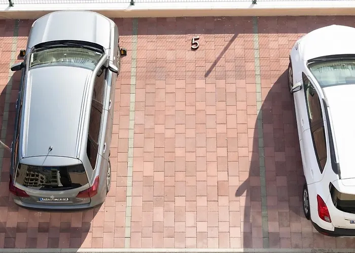 With Parking Space - 23931 Апартаменти